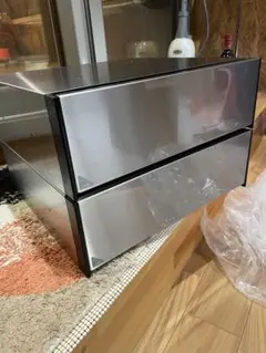 Item thumbnail for item 8ea4951f-f59c-4476-8fc8-b16fd9178b79