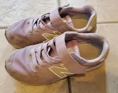 New Balance ピンク スニーカー　19センチ