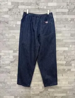 Item thumbnail for item 11a85f10-e93c-4863-a5cb-e1ded7f73b42