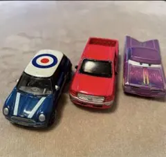 ミニカー 3台セット 青 赤 紫