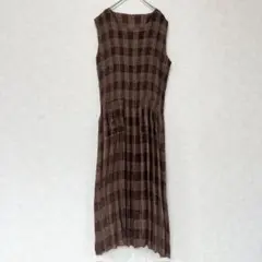 プリーツワンピース ノースリーブ ロング丈 ブラウン ウエストゴム 伸縮性 M