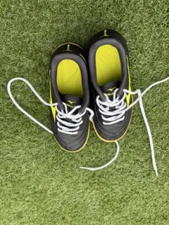 Mizuno フットサルシューズ ブラック/イエロー