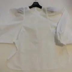 ドレステリア　ブラウスのサムネイル