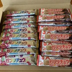 h*a様 【ガブリチュウ 】コーラ味20個入・カラフルなホワイトソーダ味20個入