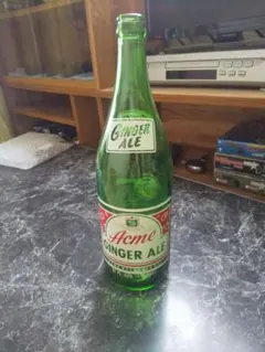 ヴィンテージソーダポップ飲料ボトル-Acme ジンジャーエール 空き瓶