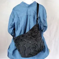 美品◆BAG'n'NOUN バッグンナウン　ショルダーバッグ　ドット　ブラックのサムネイル