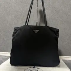 PRADA プラダ ハンドバック トートバッグ 三角プレート　ブラック　黒のサムネイル