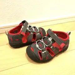 KEEN キッズ サンダル 黒赤13.5cm