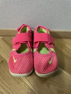 NIKE(ナイキ)キッズ　エアリフト