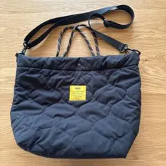 KiU 撥水加工キルティングパデッドトートバッグ 2wayバッグ ブラック