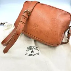 極美品】定価25000円 IL BISONTE レザーケース 本革 - メルカリ