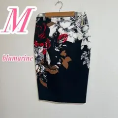 blumarine 花柄タイトスカート Mサイズ　ジッパー　きれいめコーデのサムネイル