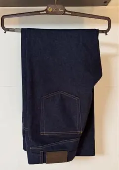 【美品】Loro Piana ストレートレッグ デニムパンツのサムネイル