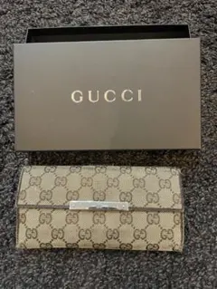 GUCCI グッチ 長財布 GG柄　キャンバス ブラウン メタルプレート