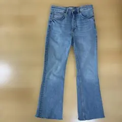 ZARAザラ✴︎ストレートデニムパンツ/ジーパン/ライトブルー/カットオフ裾【S】