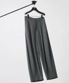 送料込【 UNITED TOKYO】バレルチノパンツ 定価22000円のサムネイル