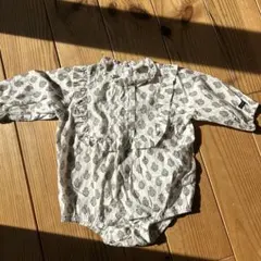 tete a tete 花柄ロンパース 長袖 クリーム色