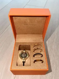 トリーバーチ TORY BURCH バングルウォッチ チェンジベゼルのサムネイル