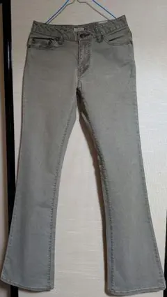 カーキ ブーツカットデニムSサイズ レディース　股上浅め