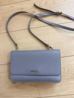 FURLA お財布ショルダーバッグ　グレー