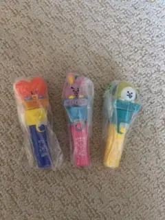 BT21 ライトスティックチャーム（CHIMMY・COOKY・TATA）