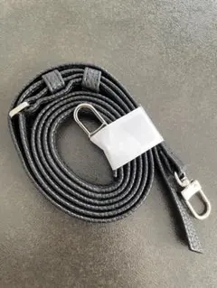 エジュー ストラップ