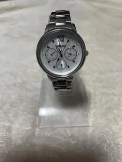 SEIKO 腕時計 本体 シルバーカラー