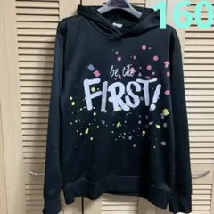 キッズ　男の子　冬物　160 裏起毛表ジャージ生地プリントパーカー黒