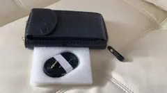 スマホポーチ 肩掛け 財布 黒 ストラップ 携帯 スマホ 軽量