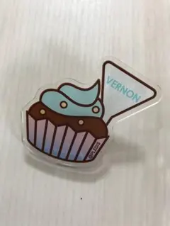 SEVENTEEN アクリルバッジ バーノン