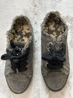 Item thumbnail for item ae7b27af-5391-40f4-b3c2-53eea7440a57