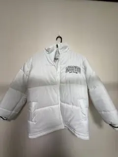 ホワイトダウンジャケット