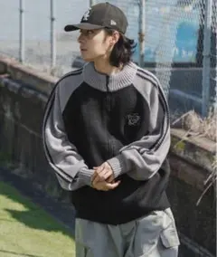 kutir 配色ラグランドライバーズニット ブラック／グレー