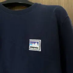 patagonia ネイビー トレーナー
