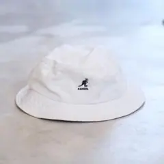 カンゴール KANGOL バケットハット コットン ホワイト 裏はネイビー 帽子