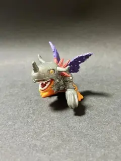 【デジモン】メタルグレイモンのフィギュア