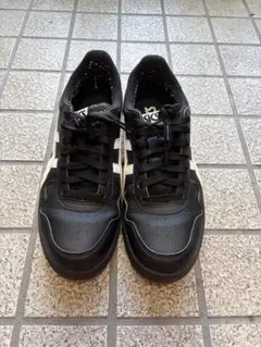 アシックス　スニーカー