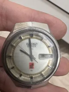 Item thumbnail for item f2446e4c-96ac-41f1-8d8e-64002258a752