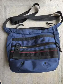 Doué ショルダーバッグ ネイビー