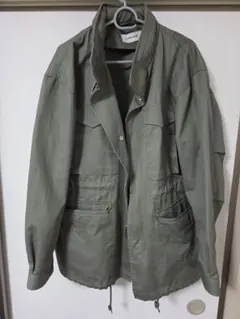 オリーブグリーン ミリタリージャケット