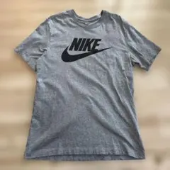 NIKEメンズTシャツ　Mサイズ