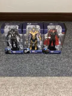 ZDTOYS INFINITY SAGA　ソー　ウォーマシン　サノス　3体セットのサムネイル