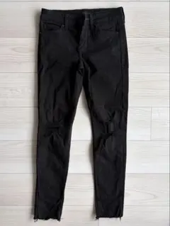 「UNIQLO」ダメージ加工 ジーンズ