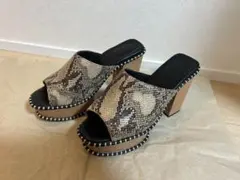 Item thumbnail for item e37bf4e4-bbc1-45b8-a70e-7dc05d7af1a9