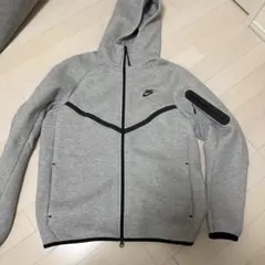 NIKE テックリース L