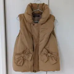 リボン付き ダウンベスト 120cm　キッズ　キャメル系