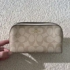 COACH シグネチャー ポーチ ベージュのサムネイル
