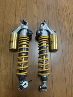 最終値下げ※ オーリンズリアサスペンション SR400/SR500 YA218 - メルカリ