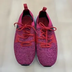 PUMA スニーカー レッド系
