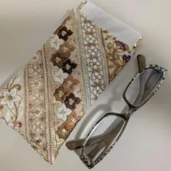 【訳あり品】インド刺繍リボン　メガネケース　バネ口　ゴールド系